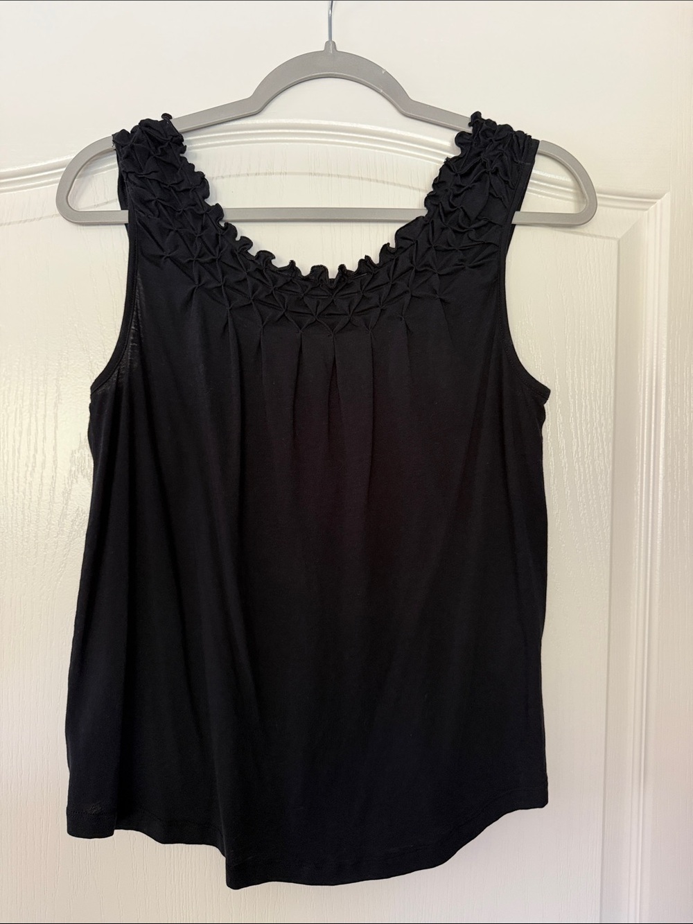 Women's Black Sleeveless Smocked Neck Tank Top